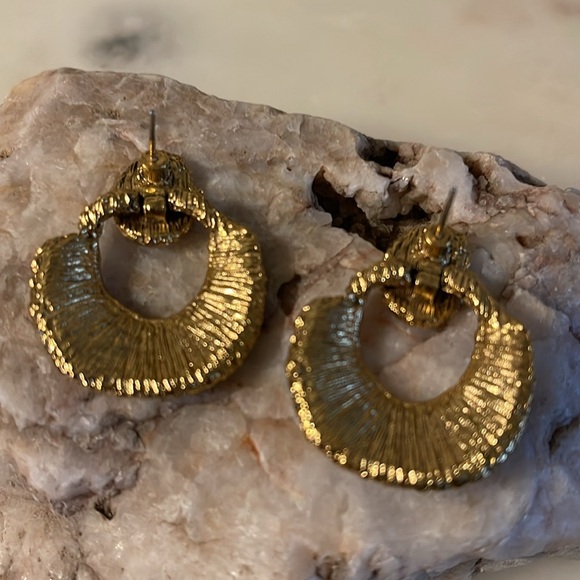 1980’s Colorful Door Knocker Earrings - Picture 6 of 10